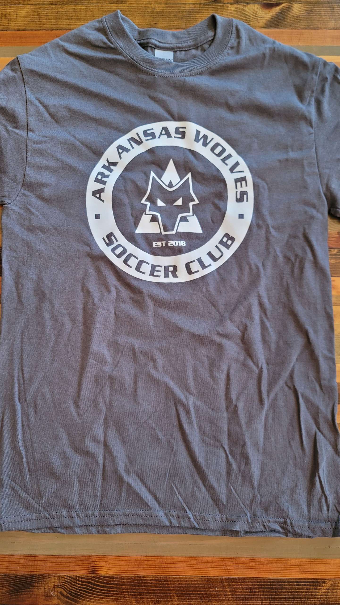 Wolves Dark Grey White Logo top